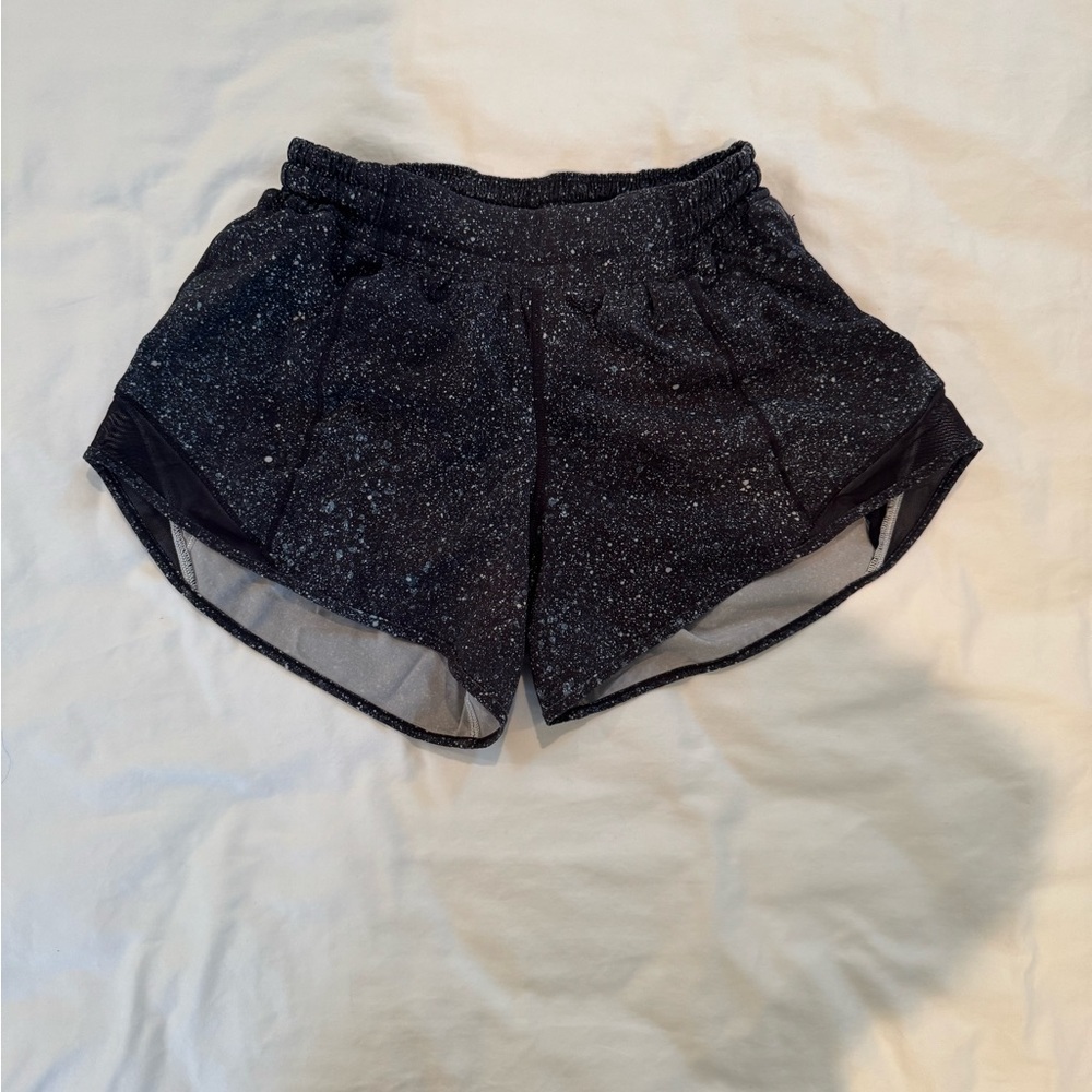 Lululemon Hotty Hot Shorts | Size 4 Tall